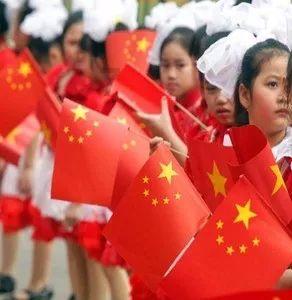 救援有趣的孔雀